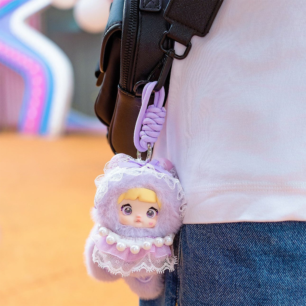 М'яка фігурка-підвіс Hi TOY Nommi – Зайченята – 10 см — превʼю 20