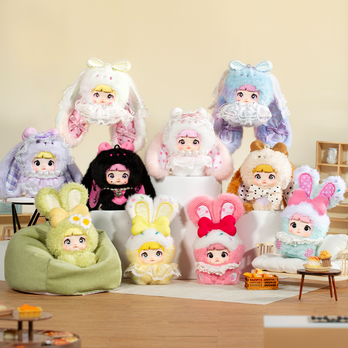 М'яка фігурка-підвіс Hi TOY Nommi – Зайченята – 10 см — превʼю 21