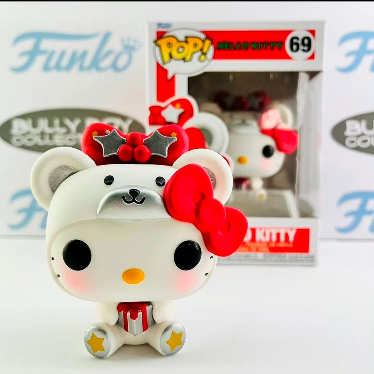 Колекційна ігрова фігурка Funko Pop - Hello Kitty у костюмі ведмедя Багатоколірна — превʼю 8