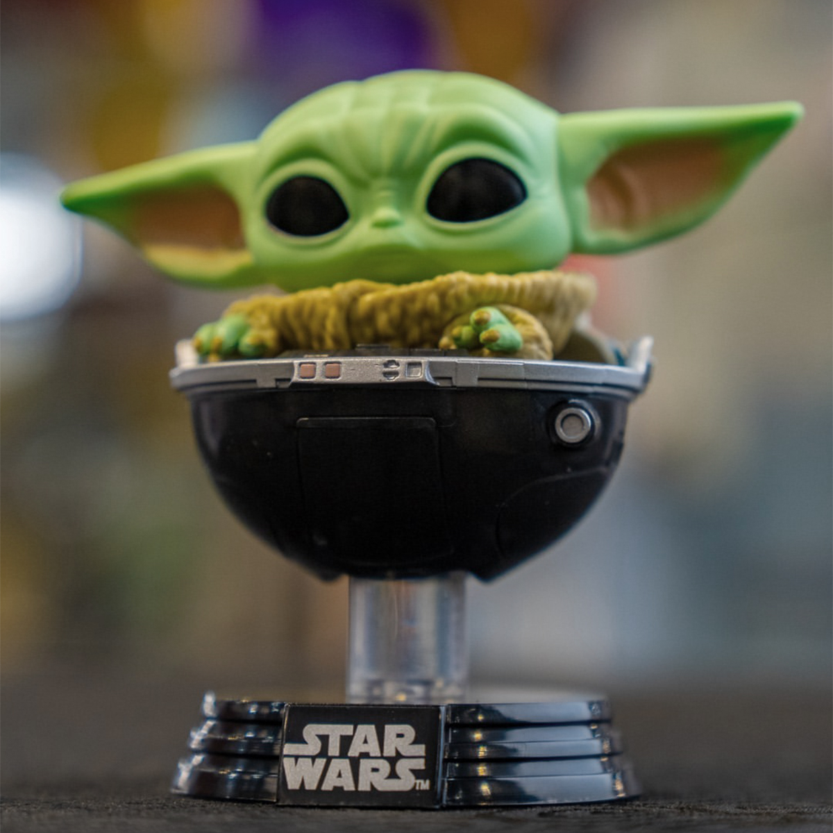 Колекційна ігрова фігурка The Mandalorian - Baby Grogu Funko Pop у візочку — превʼю 9