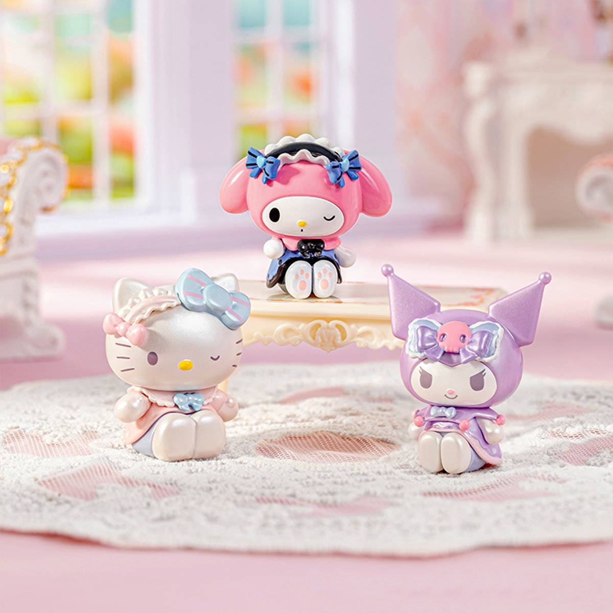 Фігурка-сюрприз Pop Top Sanrio – Елегантні панянки – Hello Kitty My Melody Kuromi — превʼю 15