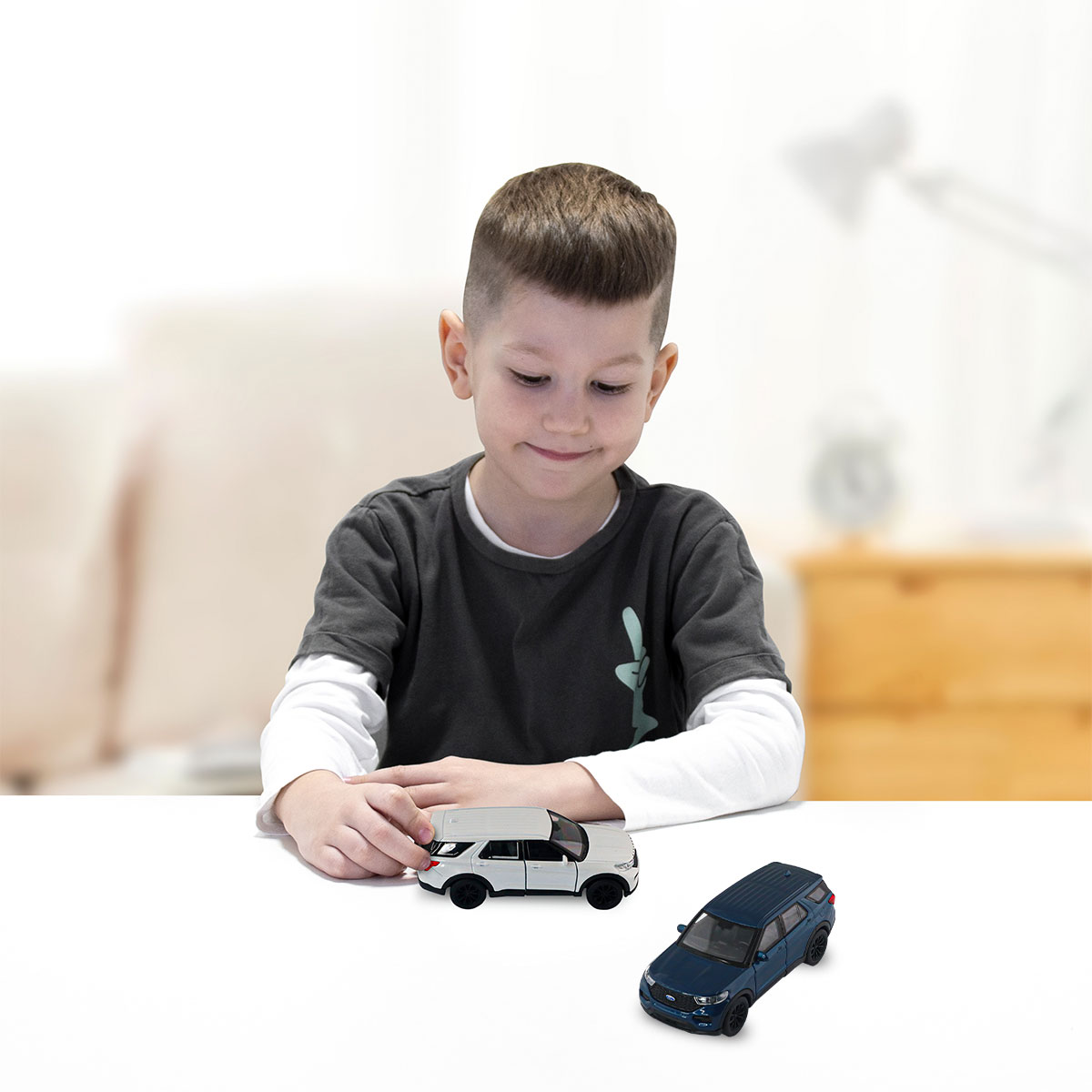 Автомодель Ford Explorer 2023 Techno Drive металева 1:43 — превʼю 20