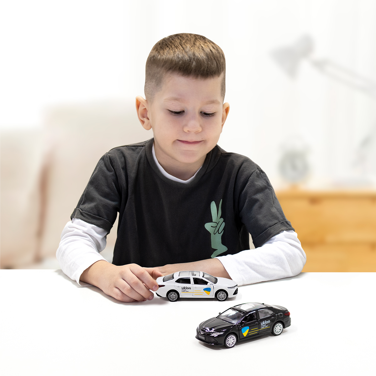 Автомодель TechnoDrive Toyota Camry Uklon металева Біла — превʼю 22