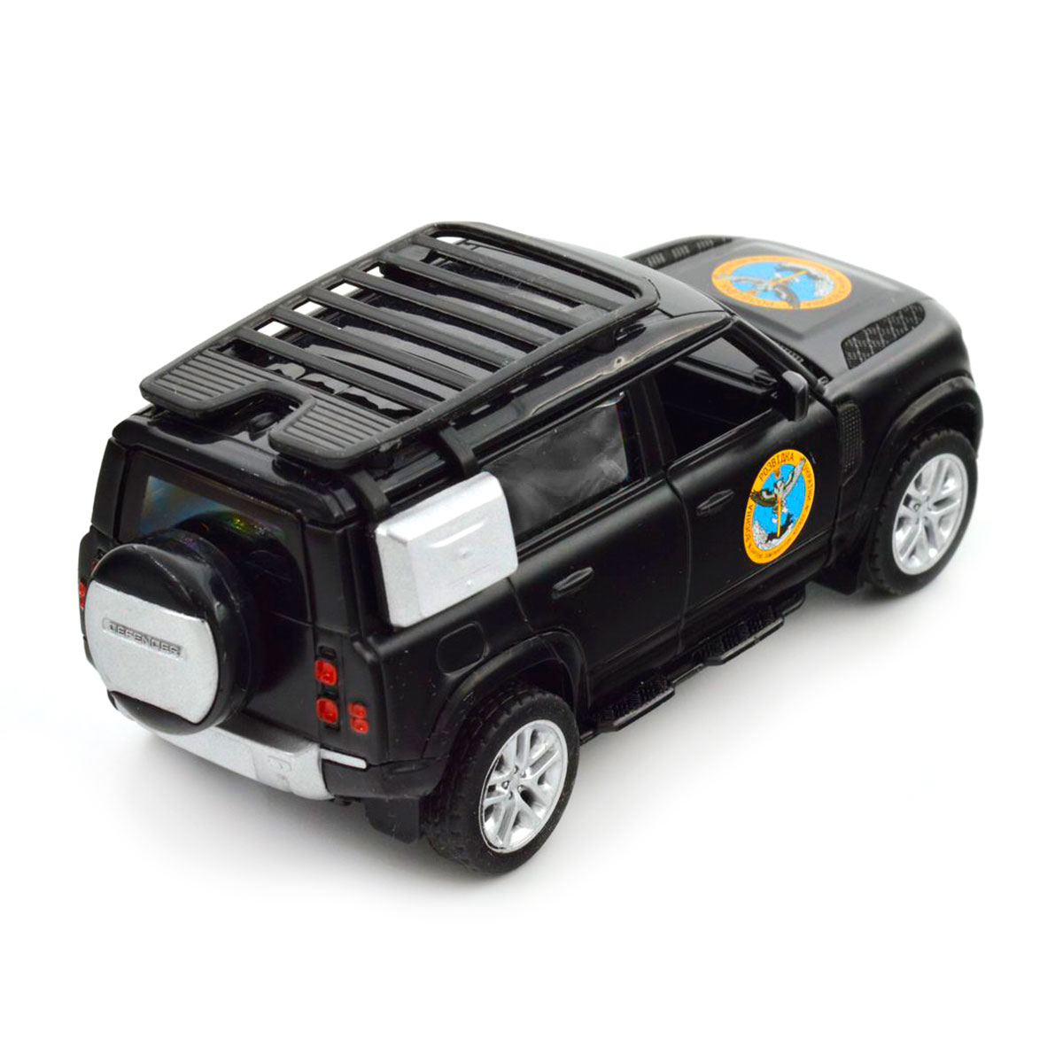 Колекційна автомодель TechnoDrive Land Rover Defender 110 ГУР МО Шеврони Героїв 1:43 — превʼю 28