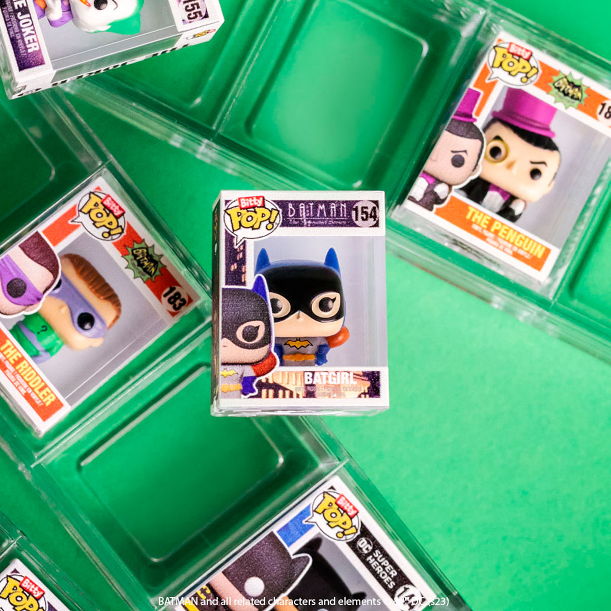 Фігурки Funko Bitty Pop — DC Comics — 2,5 см в асортименті — превʼю 13