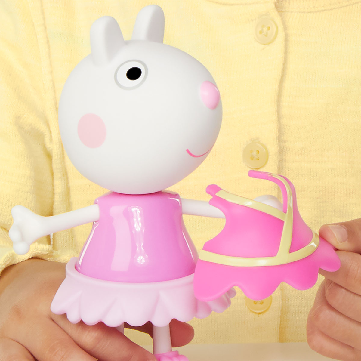 Ігровий набір дитячий Peppa Figurines Одягни Сюзі 15 см з аксесуарами — превʼю 16