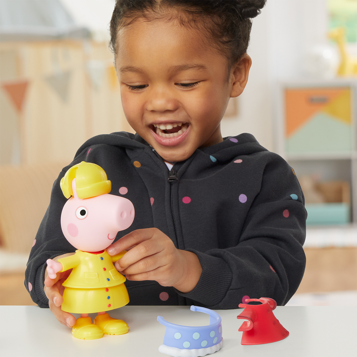 Ігровий набір дитячий Peppa Figurines Одягни Пеппу 15 см з аксесуарами — превʼю 19