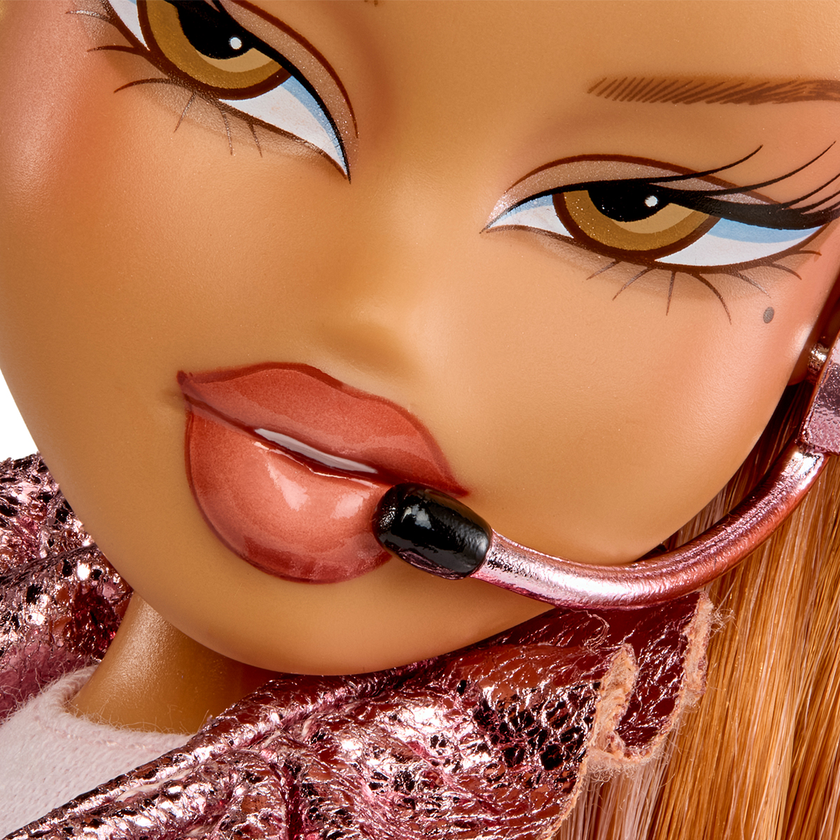 Лялька Bratz Pop Starz Ясмін 25 років з музичними аксесуарами — превʼю 24
