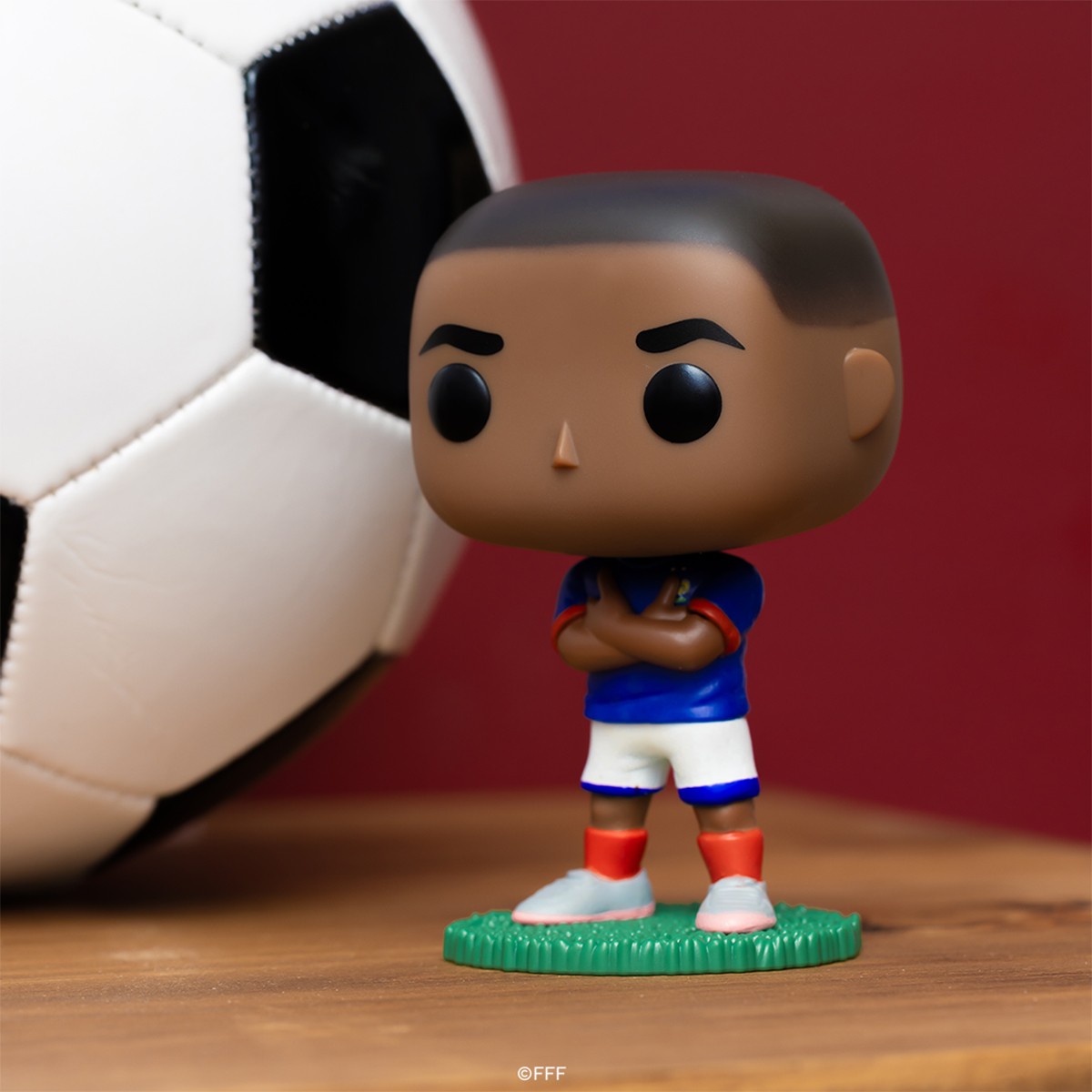 Ігрова колекційна фігурка Funko POP Football Kylian Mbappe Франція Різнокольорова — превʼю 10