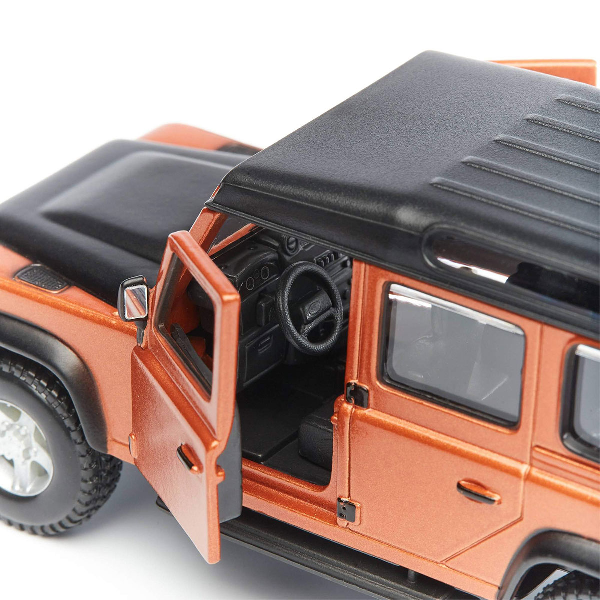 Автомодель Land Rover Defender 110 Bburago 1:32 металева — превʼю 19
