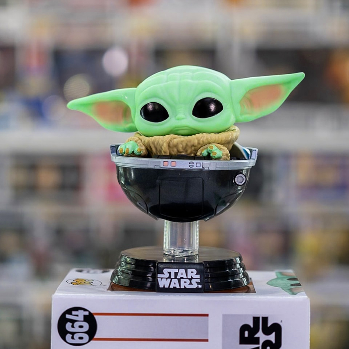 Колекційна ігрова фігурка The Mandalorian - Baby Grogu Funko Pop у візочку — превʼю 8