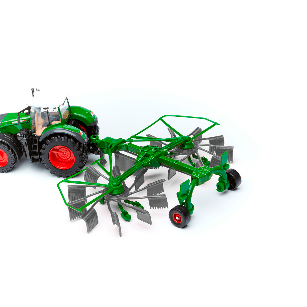 Трактор Bburago Fendt 1050 Vario з роторними граблями 10 см Червоно-зелений — превʼю 13