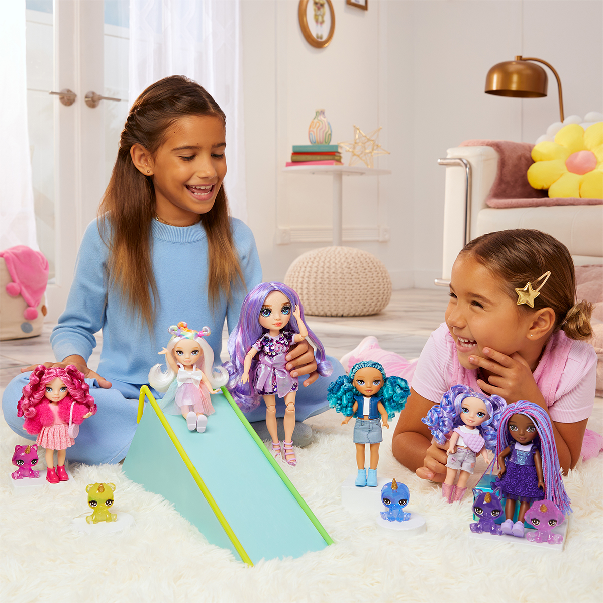 Ігровий набір лялька Rainbow High Littles Сапфіра з улюбленцем 15 cm Синій — превʼю 20