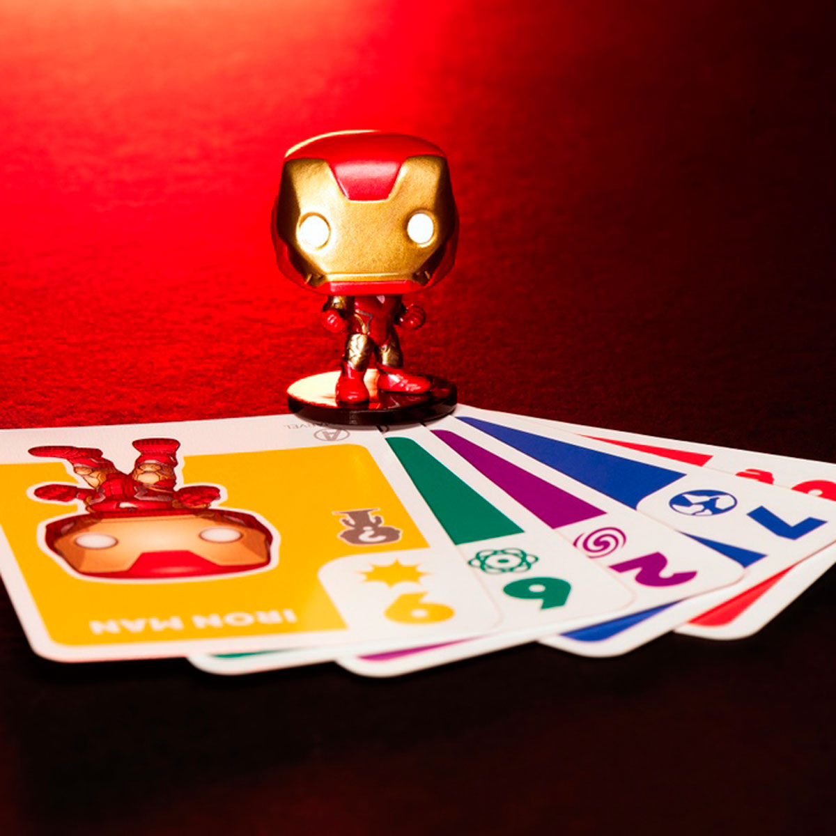 Колекційна настільна гра Marvel Iron Man-Залізна Людина Funko Something Wild — превʼю 11