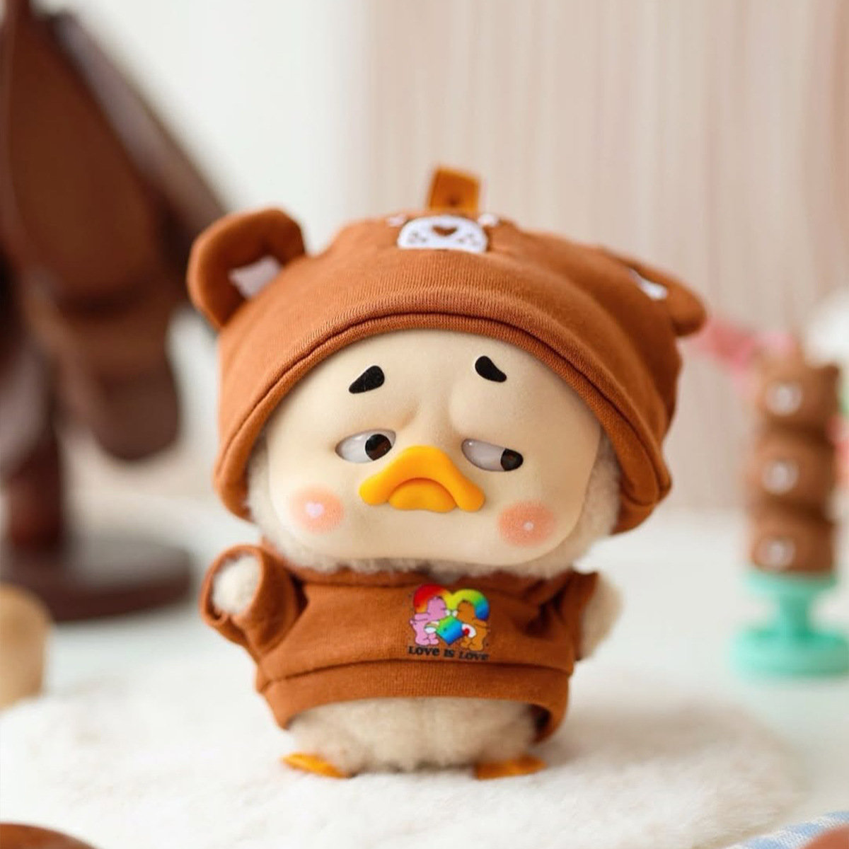 М'яка іграшка Pop Top Upset Duck x Care Bears — Будь веселкою (Be Rainbow) — превʼю 15