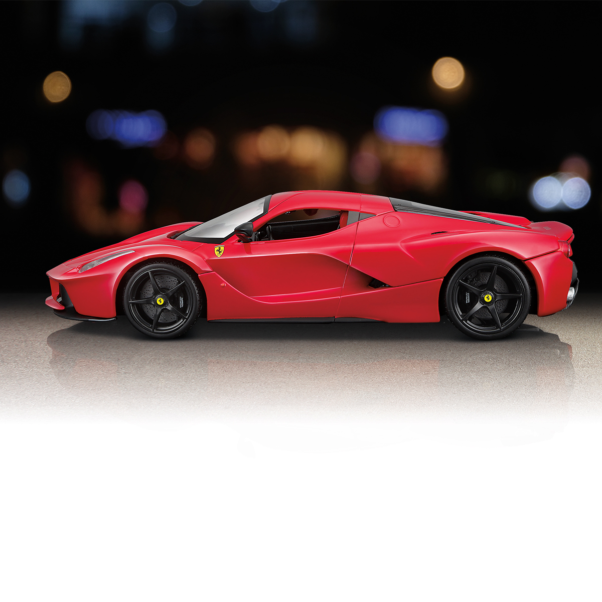 Колекційна автомодель Bburago LaFerrari 1:18 червона з металевим корпусом — превʼю 11