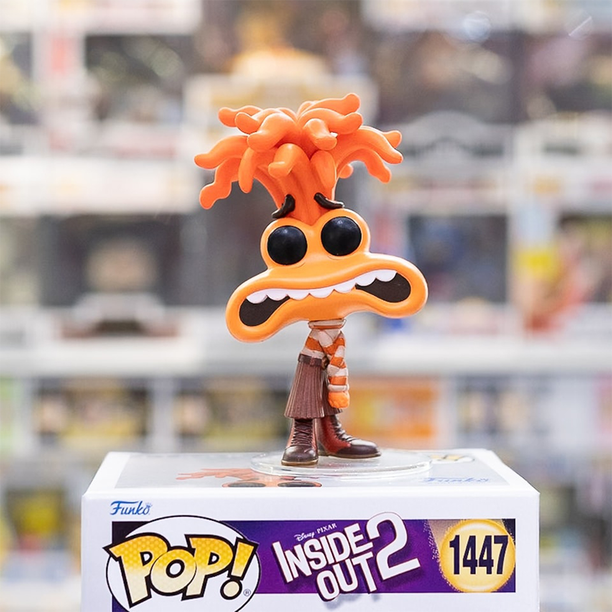 Ігрова фігурка Funko POP Inside Out 2 Anxiety Думками навиворіт Тривожність — превʼю 6