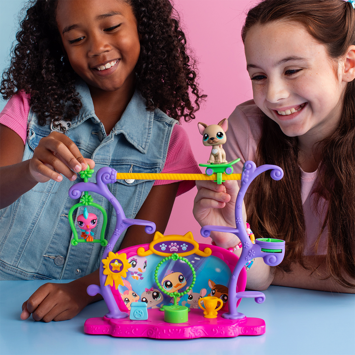 Ігровий набір Шоу талантів Hasbro Littlest Pet Shop з двома фігурками — превʼю 14
